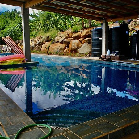 Big Sky Lodge Crochu Екстериор снимка