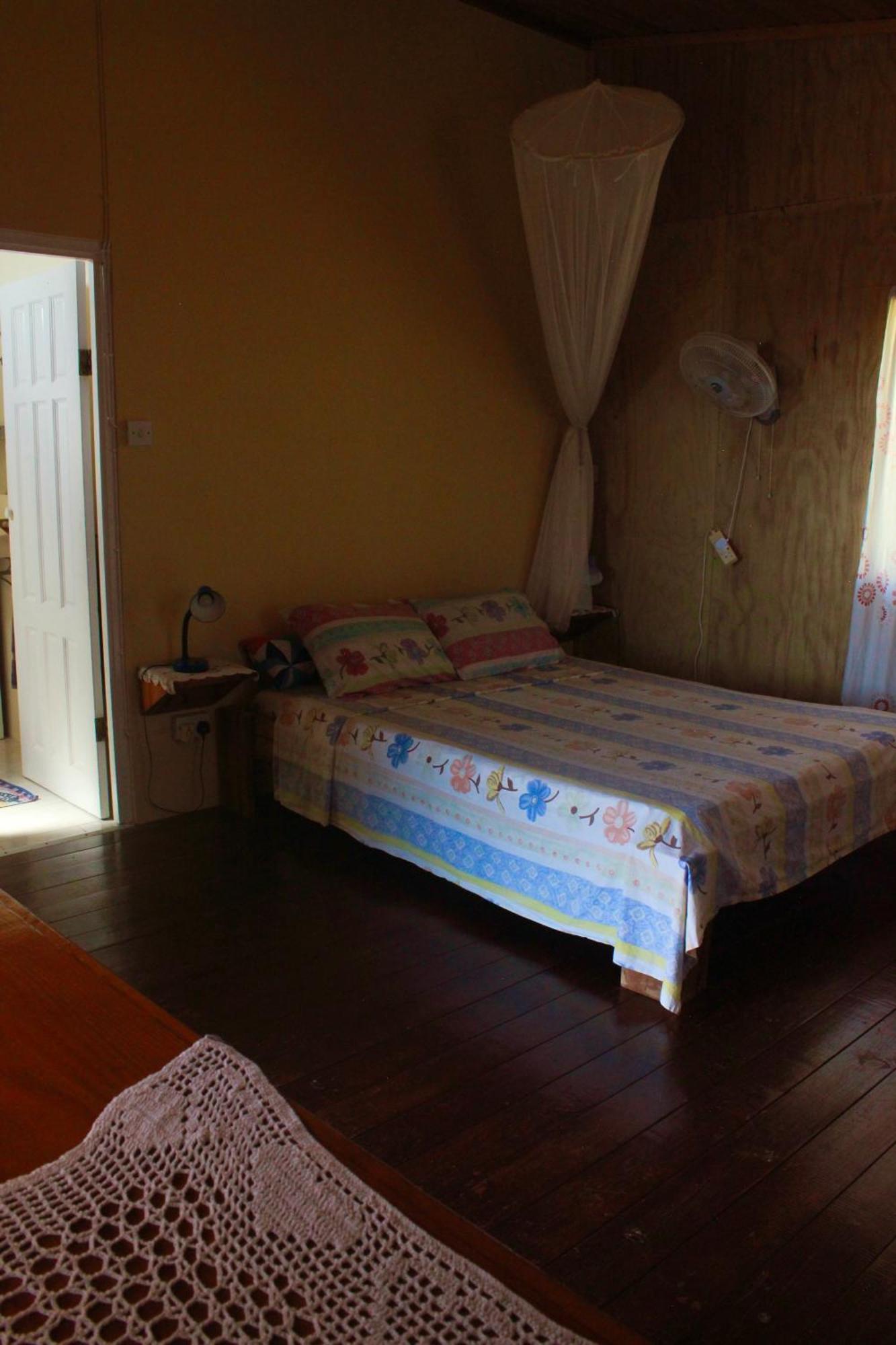 Big Sky Lodge Crochu Екстериор снимка