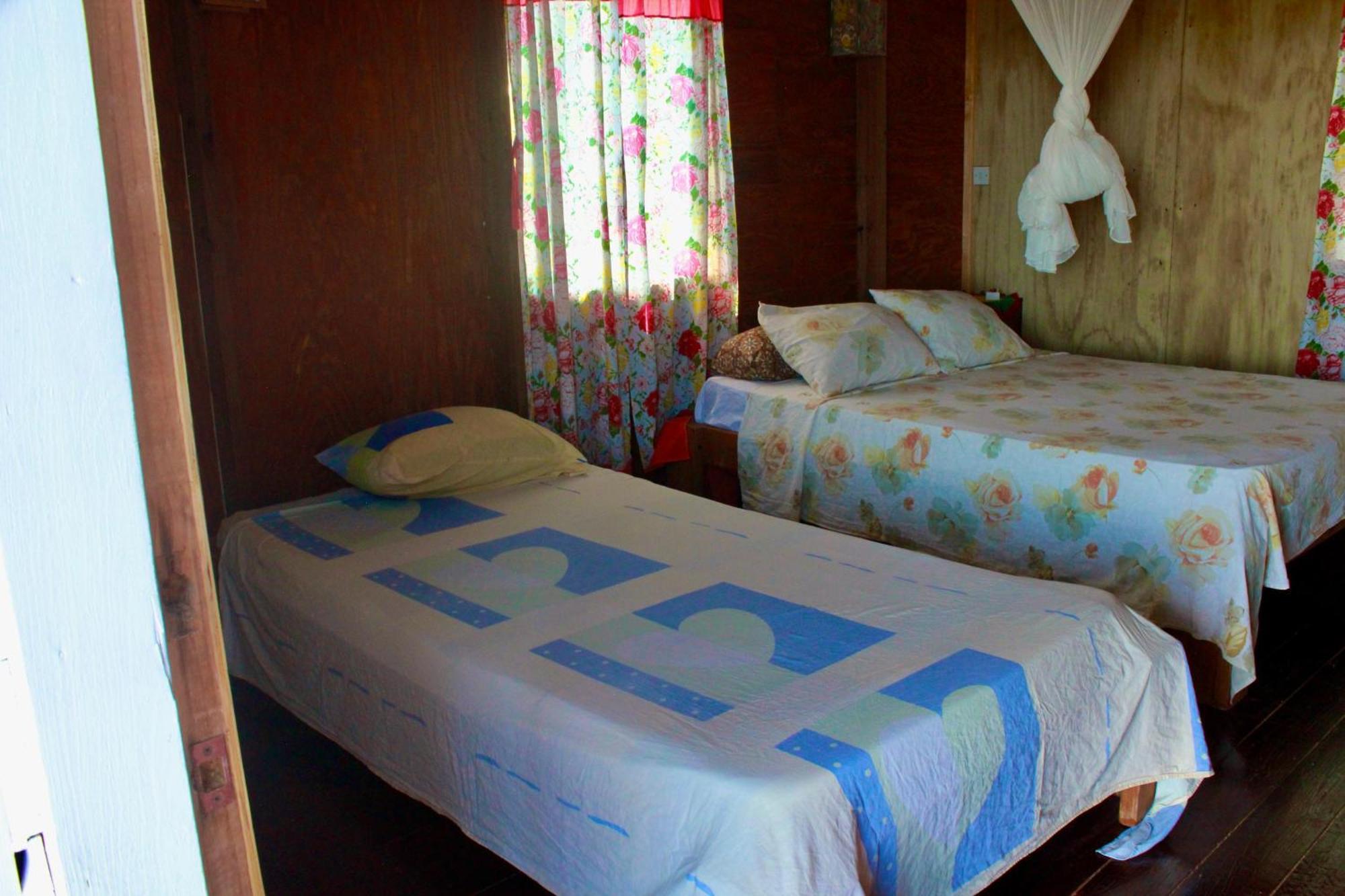 Big Sky Lodge Crochu Екстериор снимка