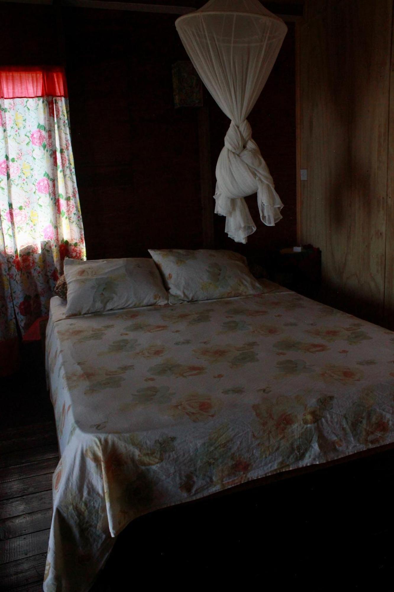 Big Sky Lodge Crochu Екстериор снимка